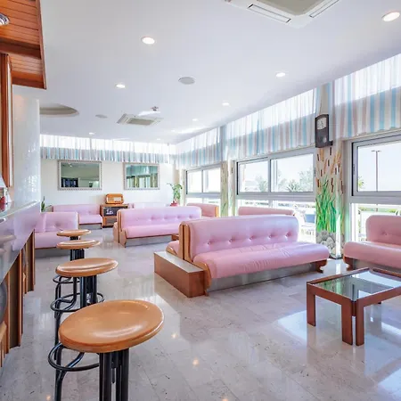 Miramare 3* Римини