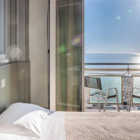 Hotell Miramare 3*