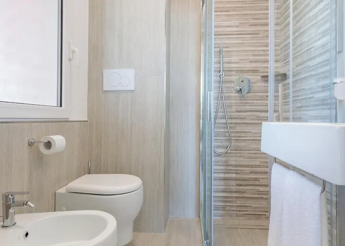 מלון Miramare 3*