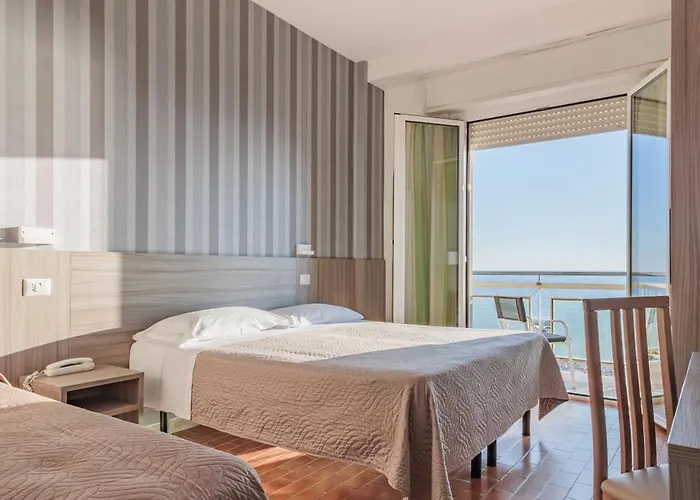 Miramare Hotel 3*