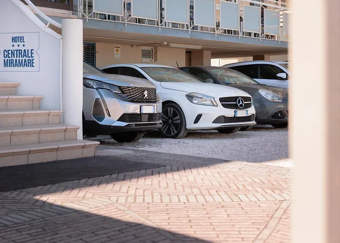 Miramare 3* רימיני